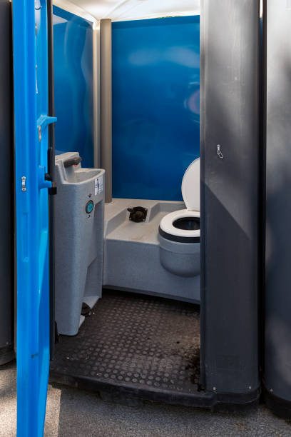 Best Portable bathroom rental  in Mount Vernon, VA
